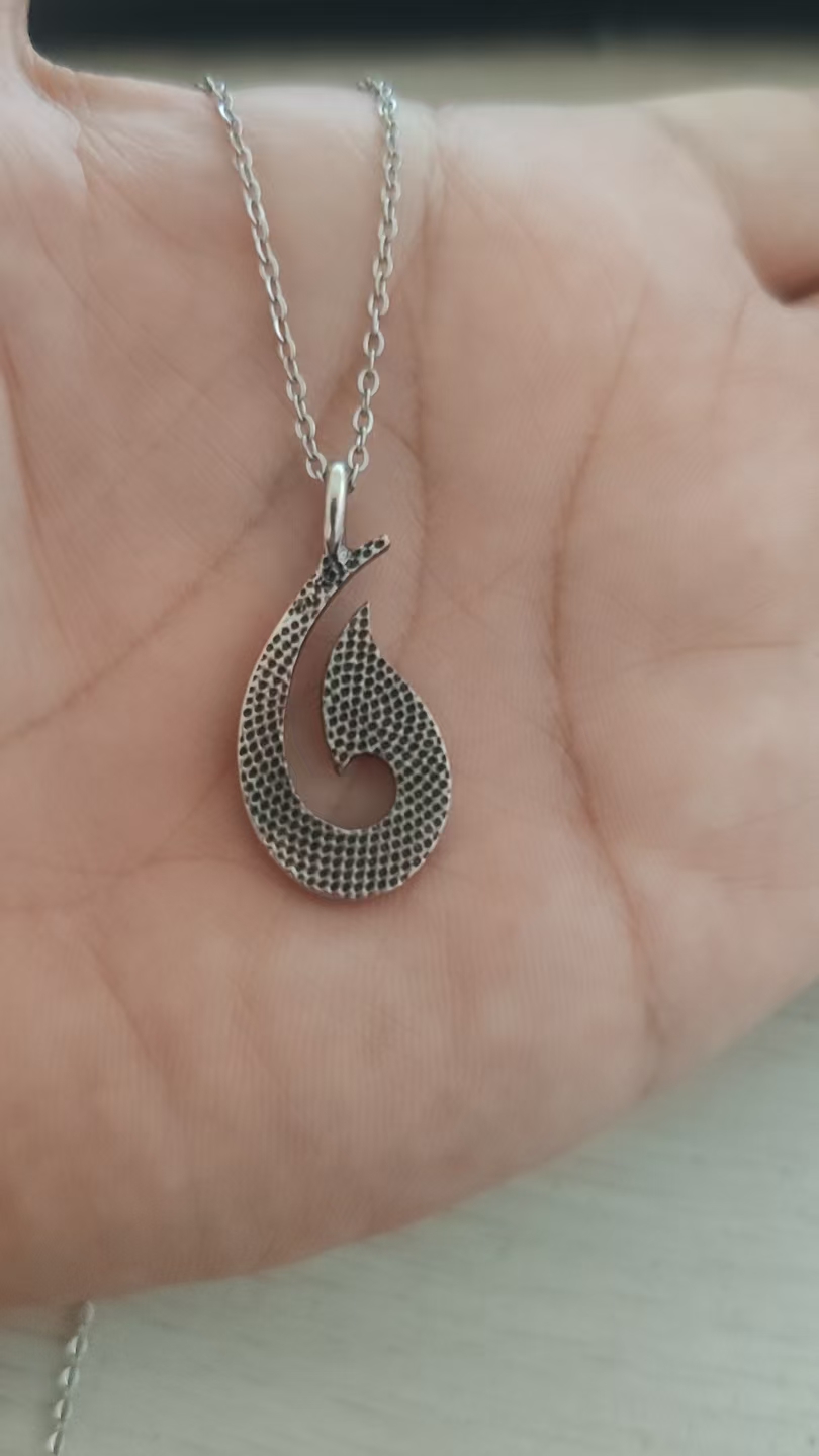 Collana con ciondolo a forma d - Xcm Chain recensione e prezzo